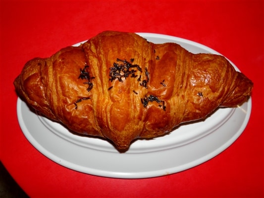 Serres Delivery Parisniko Κρουασάν