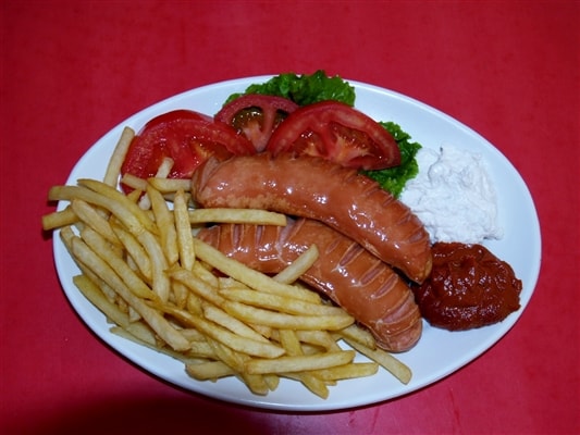 Serres Delivery Parisniko Μερίδα με Λουκάνικα
