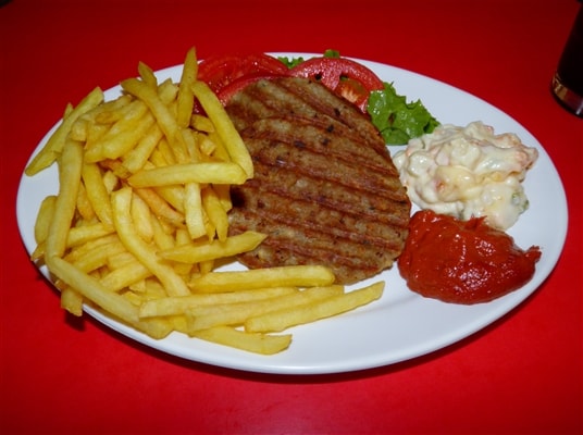 Serres Delivery Parisniko Μερίδα με Μπιφτέκια