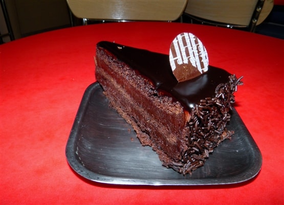 Serres Delivery Parisniko Σάχερ