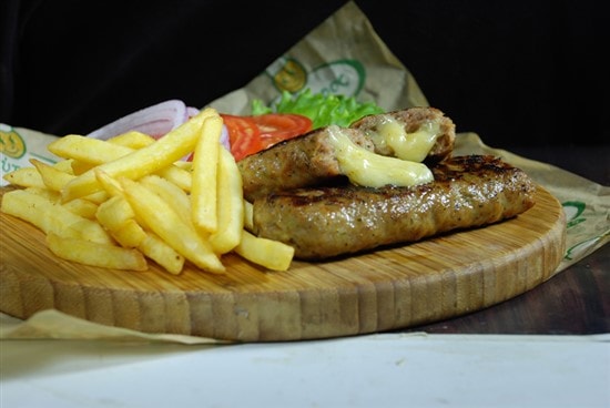 Serres Delivery Ο Καλύτερος Μερίδα με Μπιφτέκια γεμιστά