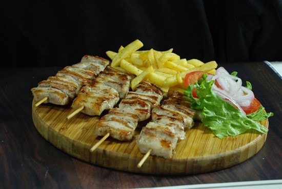 Serres Delivery Ο Καλύτερος Μερίδα με Σουβλάκια