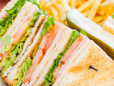 Serres Delivery Masiseto Club Sandwich Αλλαντικών